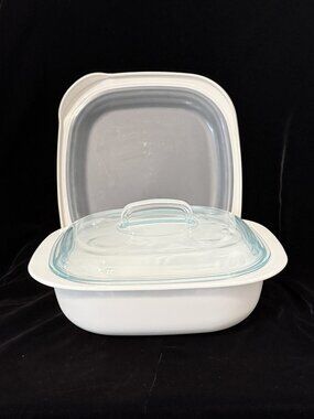 3 Pc Corning Ware Simply Light 2.5 Qt White Casserole Baking Dish with Glass Lid